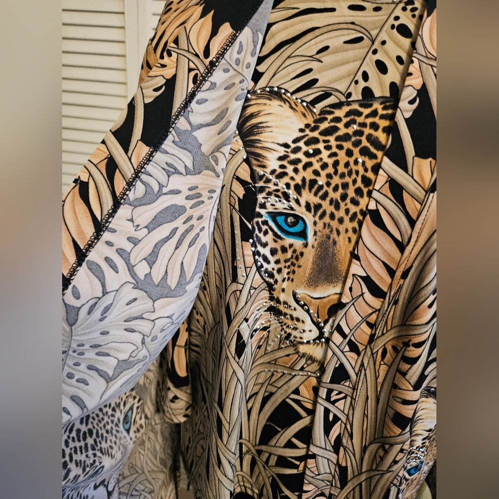 Valentina Leopard Graphic Top & Long Sleeve Matching Cardigan TWO-PIECE SET